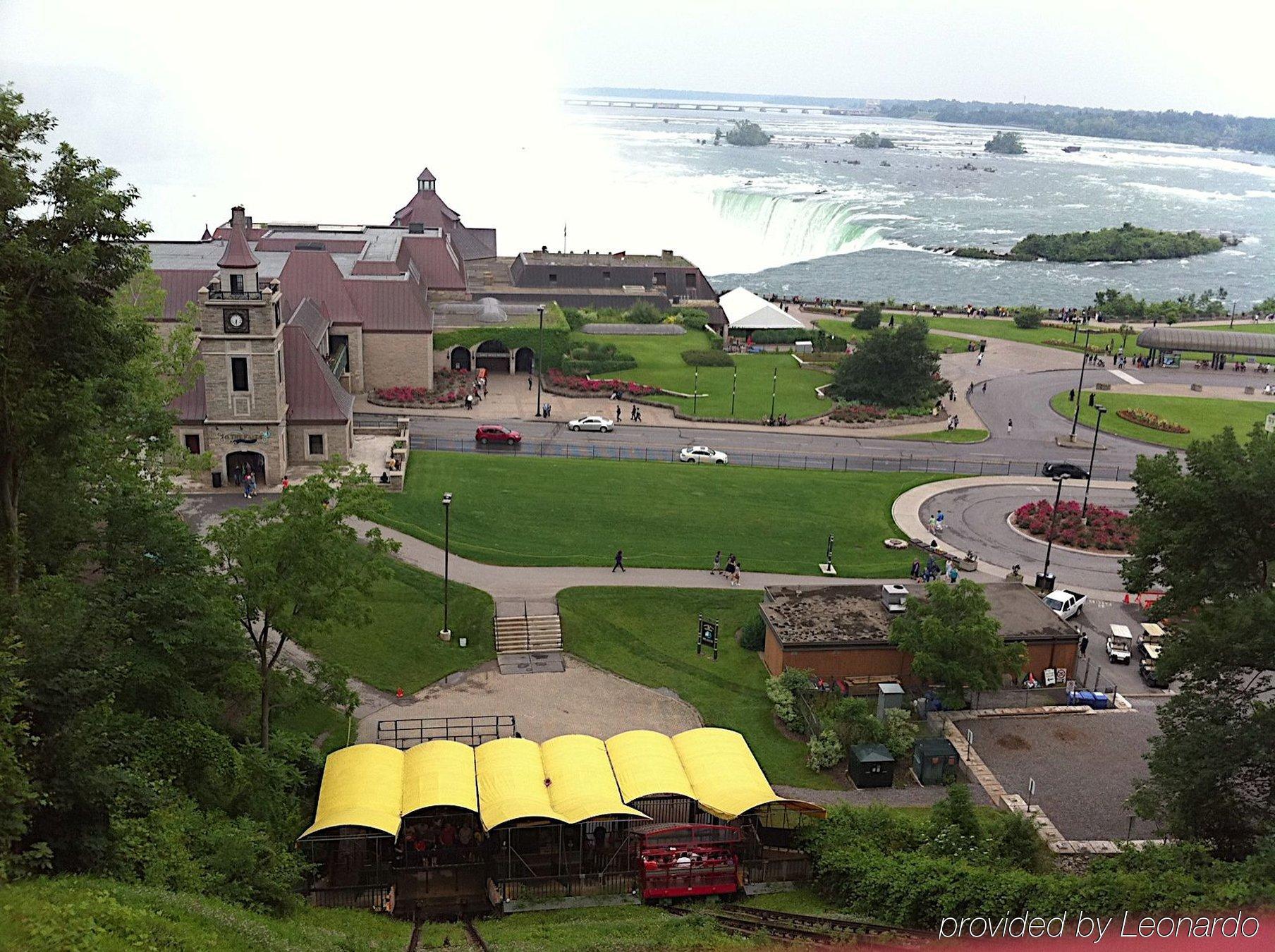 University Manor Inn Búfalo Exterior foto